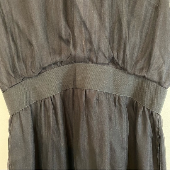 Dolce & Gabbana 100% Silk Black Midi with Ruffled Capped Sleeves size 44 - Picture 5 of 17